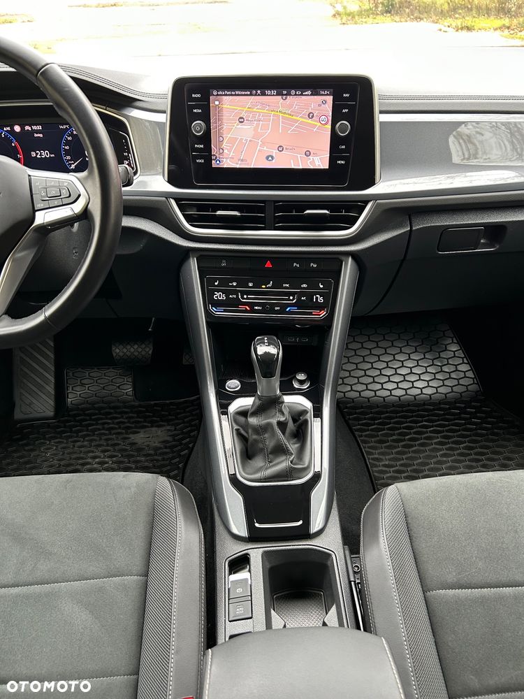 Volkswagen T-Roc 1.5 TSI Style DSG - 18