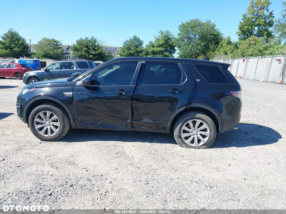 Land Rover Discovery - 16