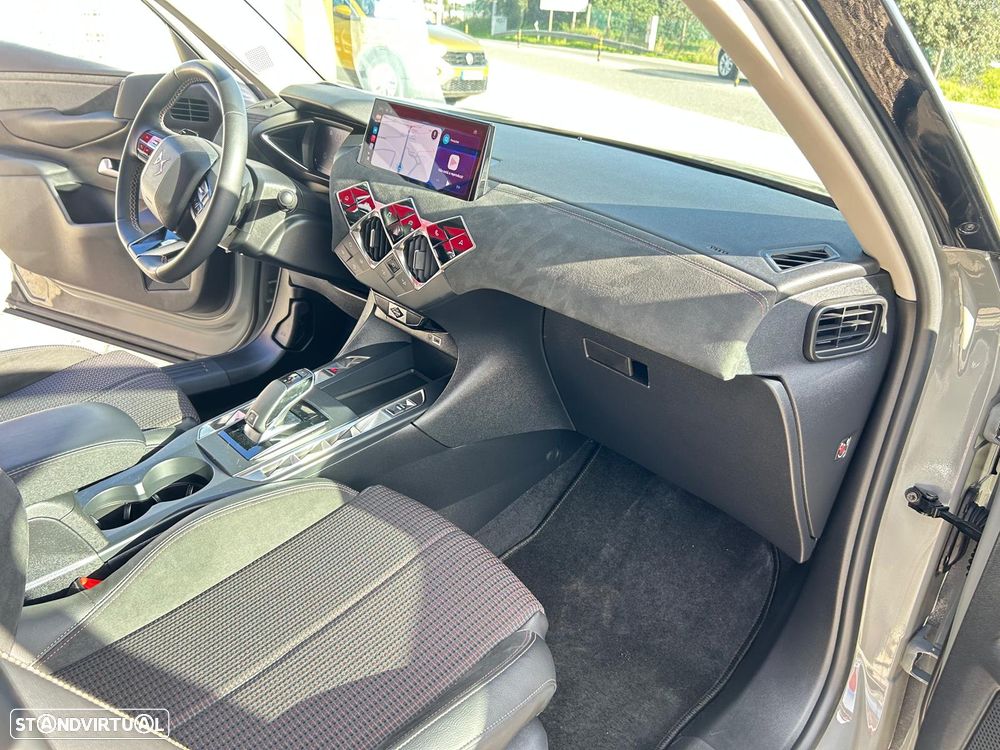 DS DS3 1.2 PureTech Performance Line EAT8 - 13