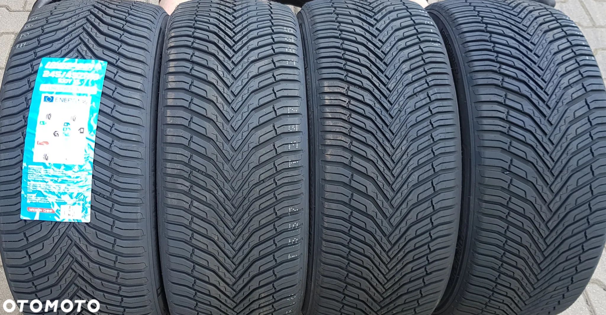 4x 245/45R18 Landspider Eurotraxx A/S Komplet opon całorocznych - 1