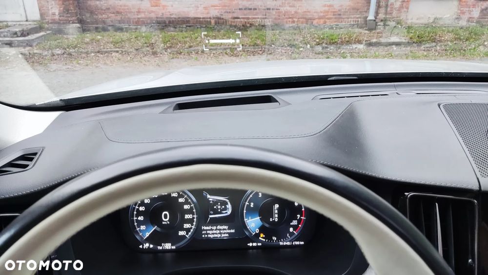 Volvo XC 60 T6 AWD Geartronic Inscription - 18