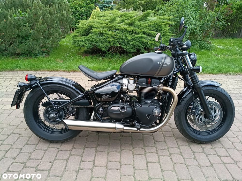 Triumph Bonneville Bobber - 1