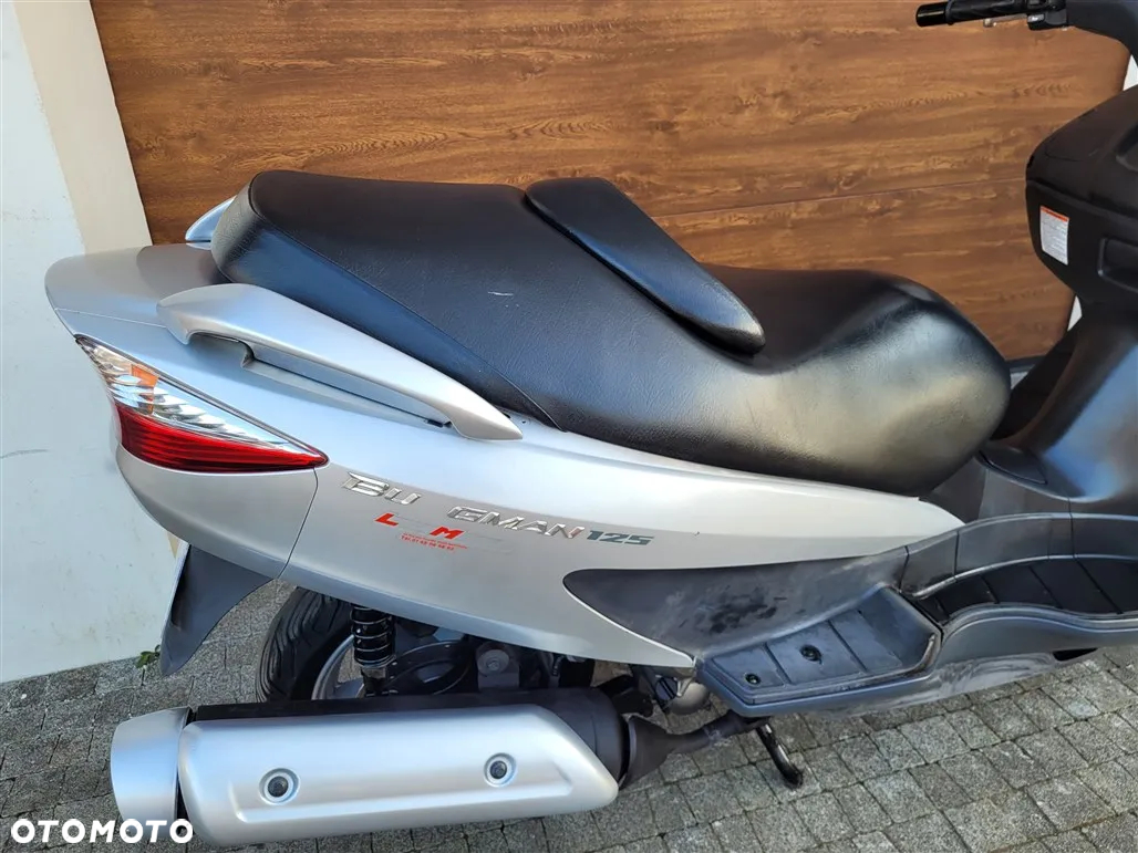 Suzuki Burgman - 26