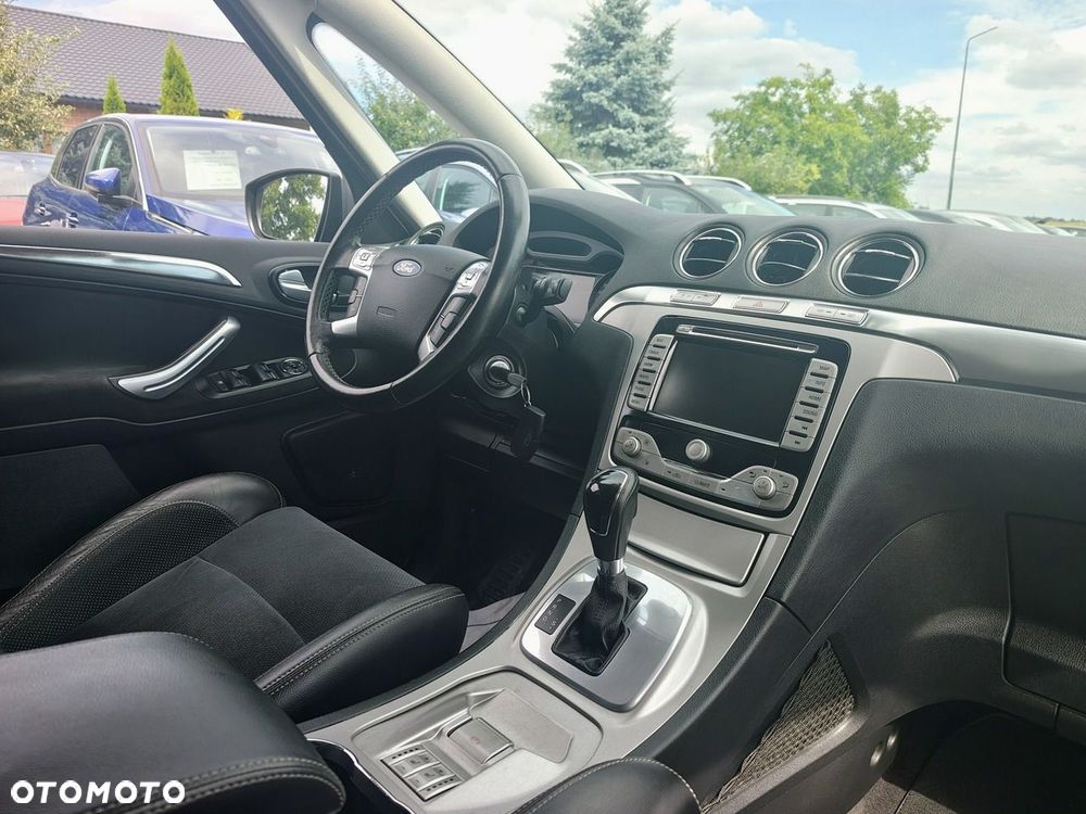 Ford S-Max 2.3 Titanium - 23