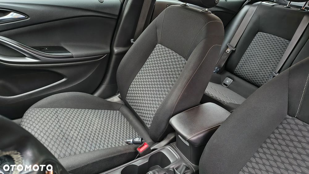 Opel Astra V 1.4 T Elite S&S - 20