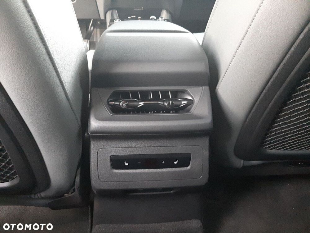 Audi Q6 e-tron - 34