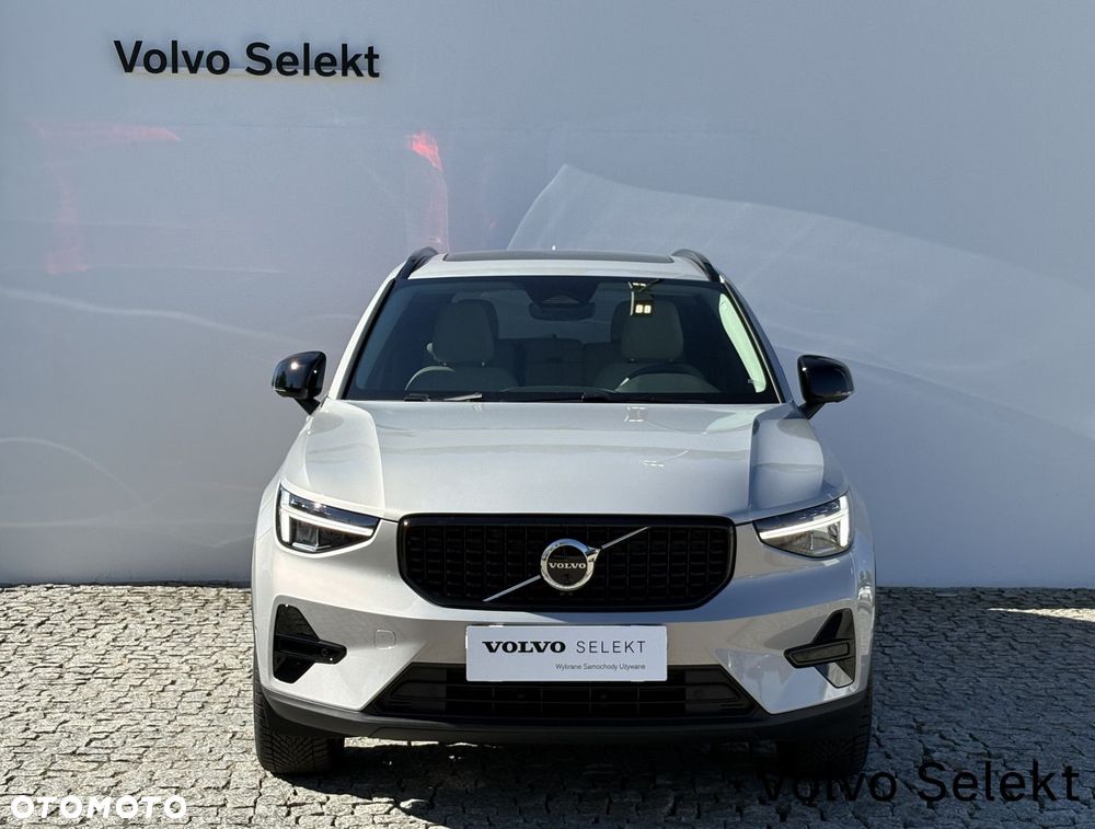 Volvo XC 40 - 4