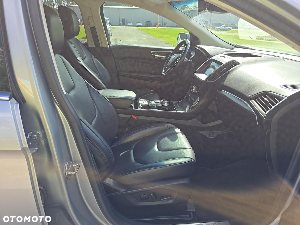 Ford Edge - 7