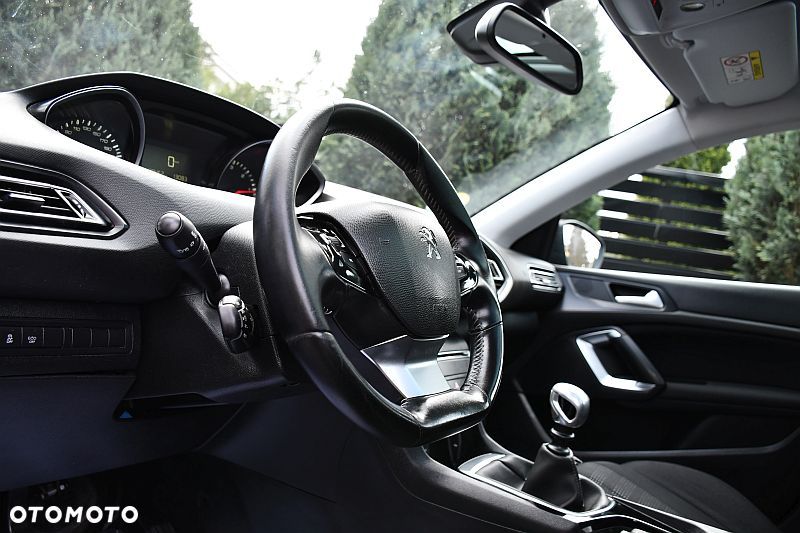 Peugeot 308 BlueHDi 120 Stop & Start Allure - 11