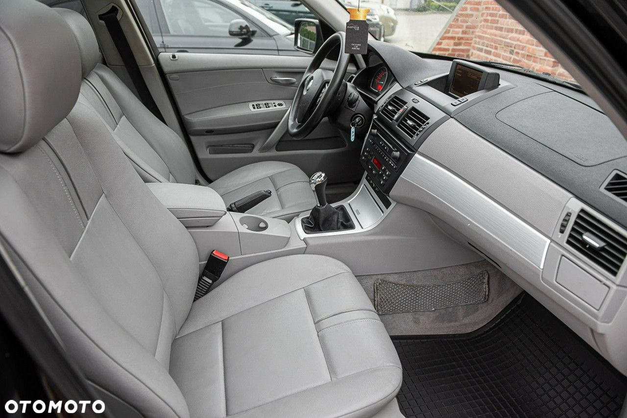 BMW X3 2.0d - 10