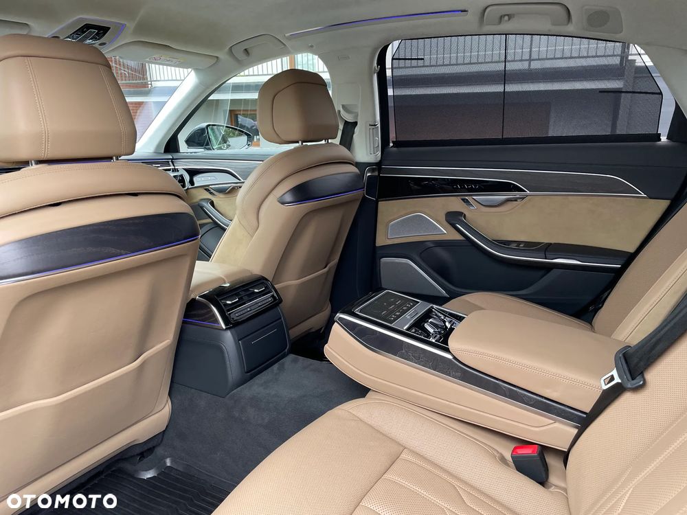Audi A8 - 33