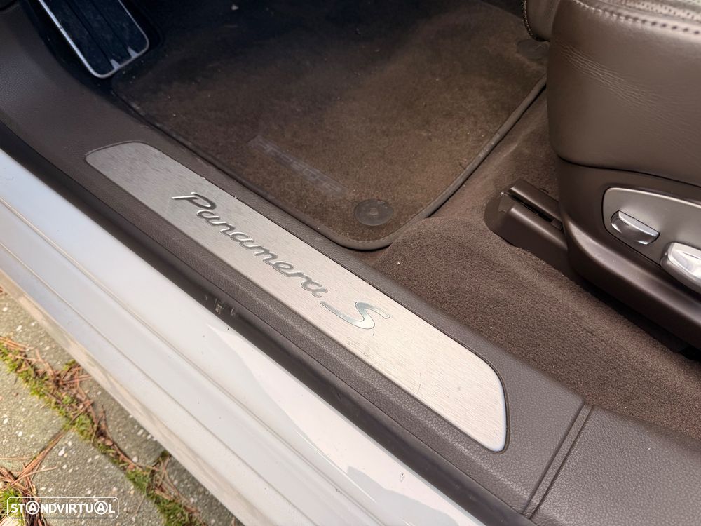 Porsche Panamera S Hybrid - 10