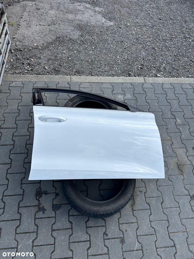 Seat Leon IV drzwi prawy przód LB9A ładne Cupra Sportstourer 2020- - 1