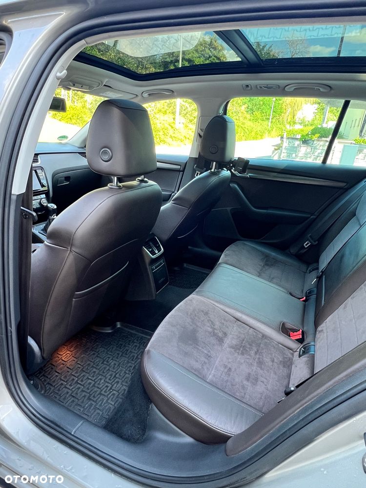 Skoda Octavia 2.0 TDI 4x4 Scout - 21
