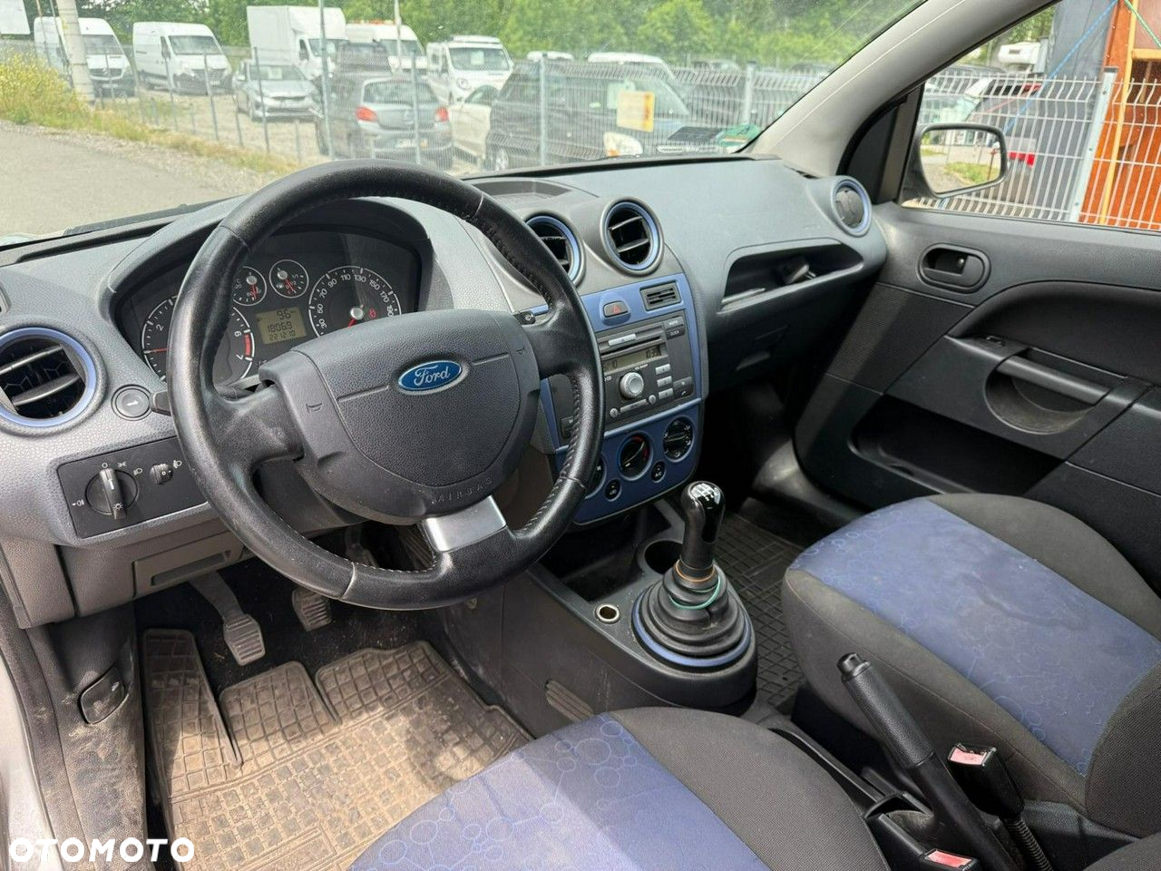 Ford Fiesta - 7