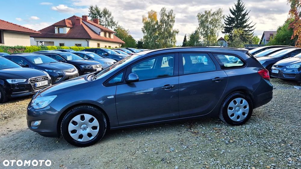 Opel Astra 1.4 Turbo Exklusiv - 25