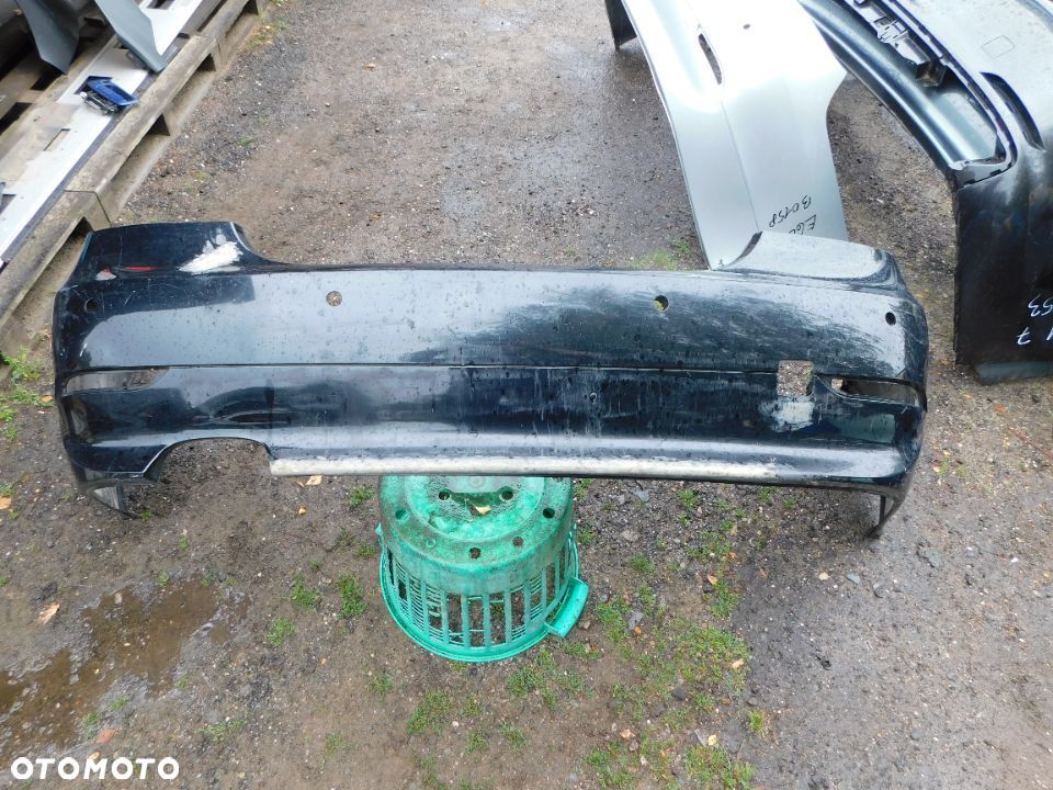BMW E60 zderzak nr B0159 WYSYŁKA - 1