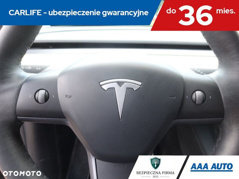 Tesla Model Y - 19