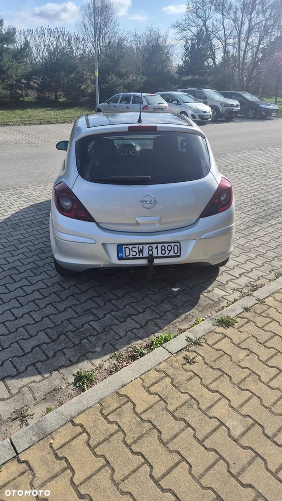 Opel Corsa - 10