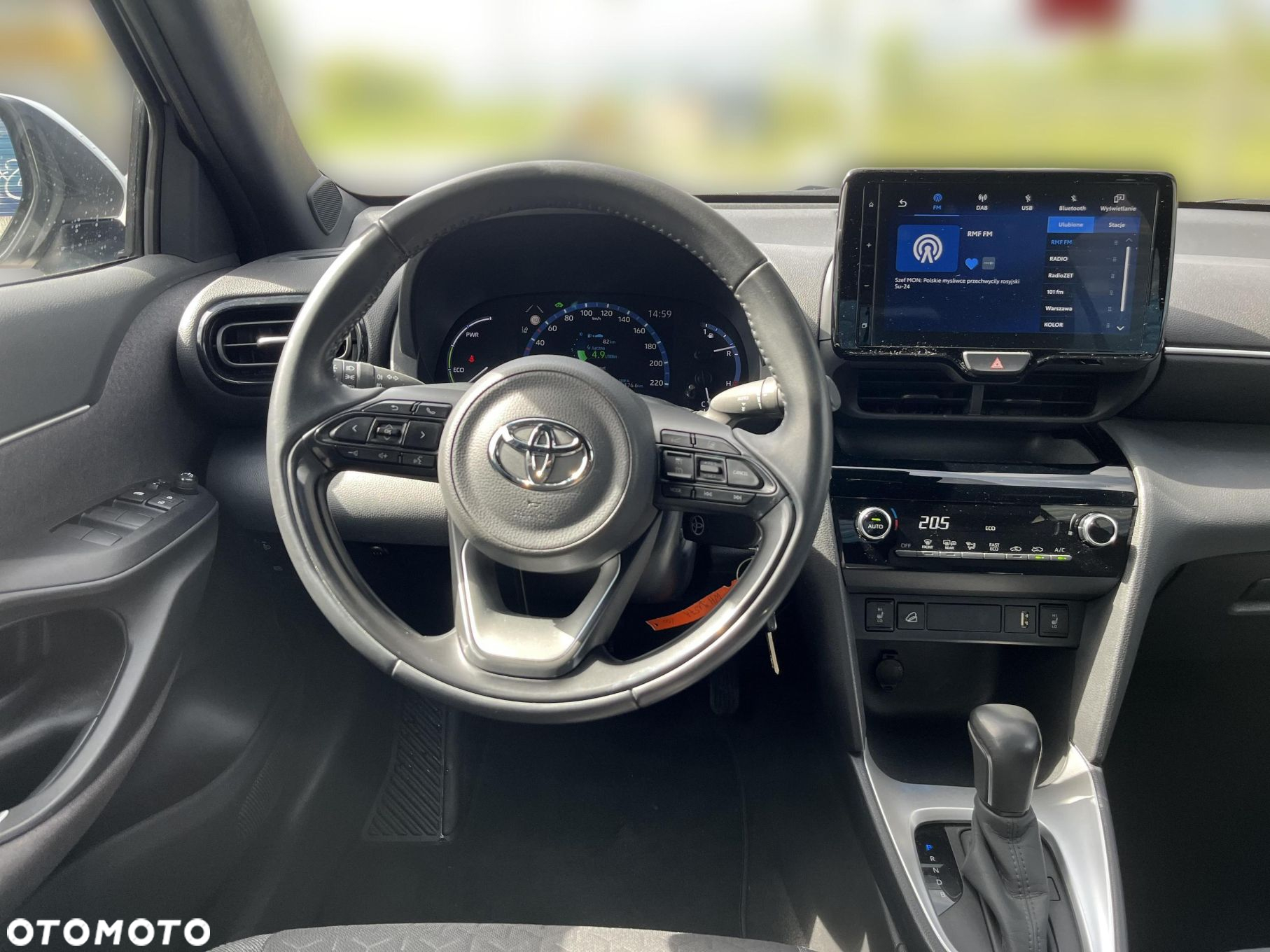 Toyota Yaris Cross - 12
