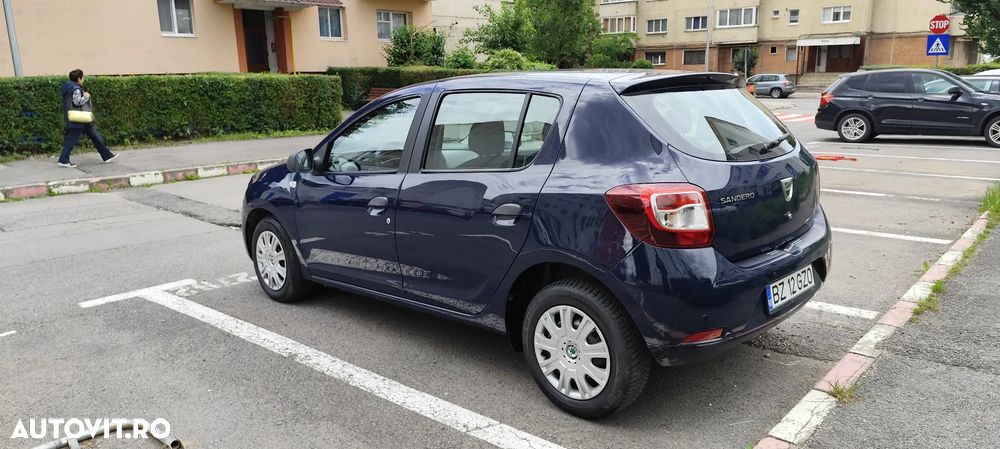 Dacia Sandero 1.2 16V 75 Live - 4