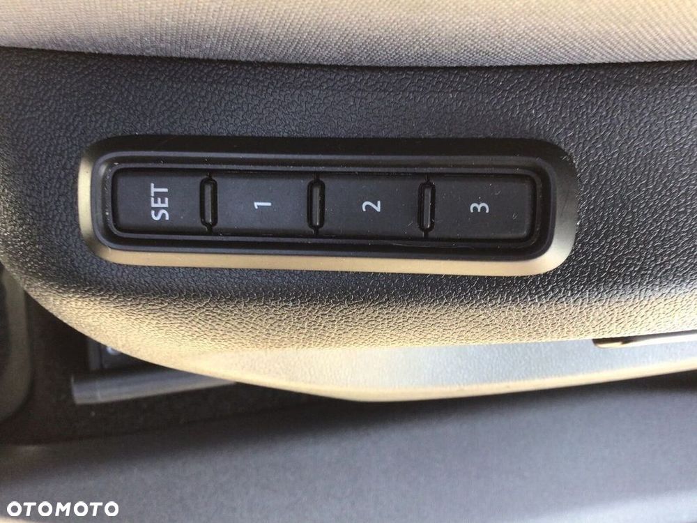 Skoda Kodiaq 2.0 TDI 4x4 Selection DSG - 29