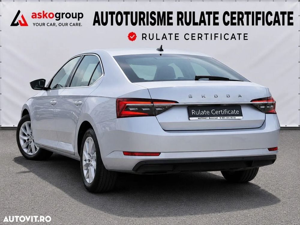 Skoda Superb 2.0 TDI DSG Ambition - 11