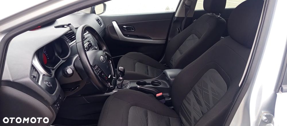 Kia Ceed 1.6 CRDi L - 16