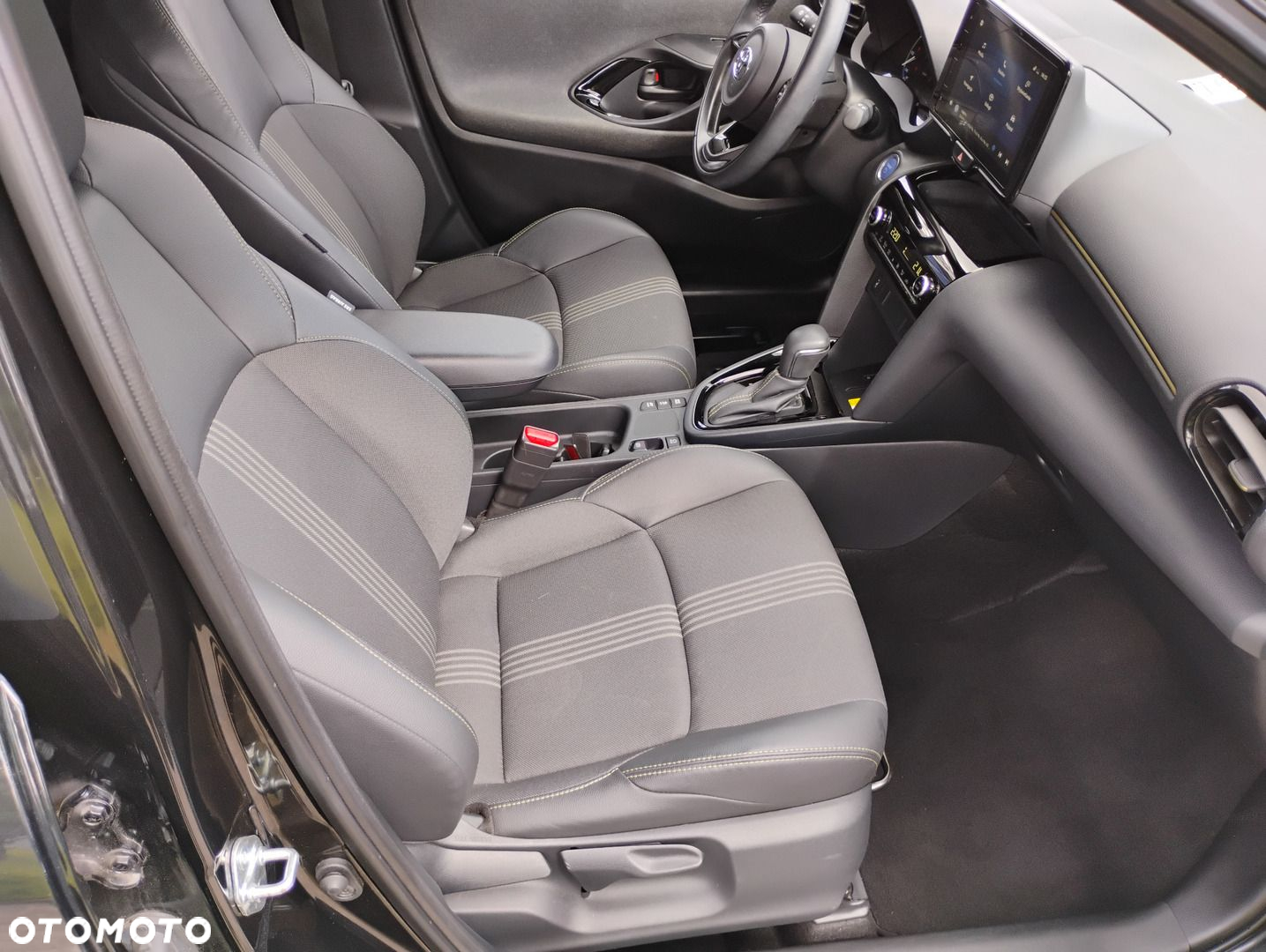 Toyota Yaris Cross - 19