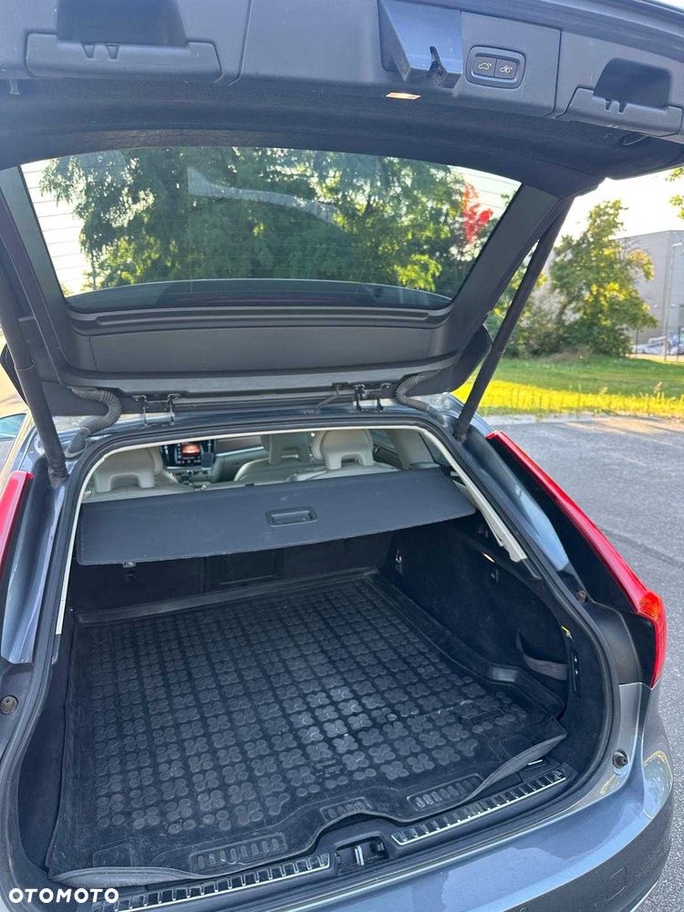 Volvo V90 - 8