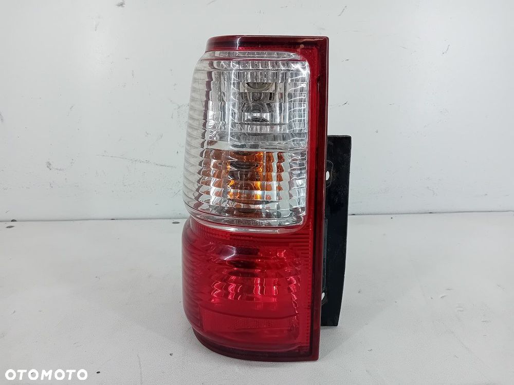 LAMPA TYLNA LEWA LANDWIND X6 ( 03 - 10 ) - 1