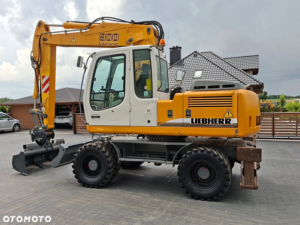 Liebherr A 900 C Pług+Podpory - 10