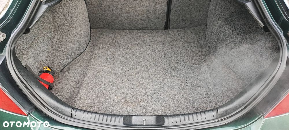 Ford Mondeo 1.8 Trend X100 / X - 17