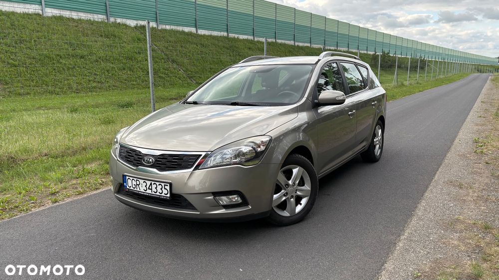 Kia Ceed 1.6 CVVT Automatik Spirit - 1