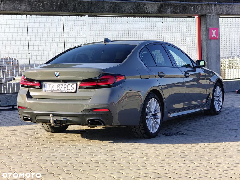 BMW Seria 5 530d xDrive mHEV M Sport sport - 9