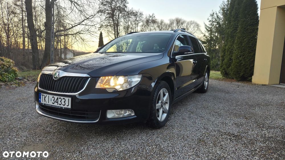Skoda Superb 2.0 TDI DSG Ambition - 1