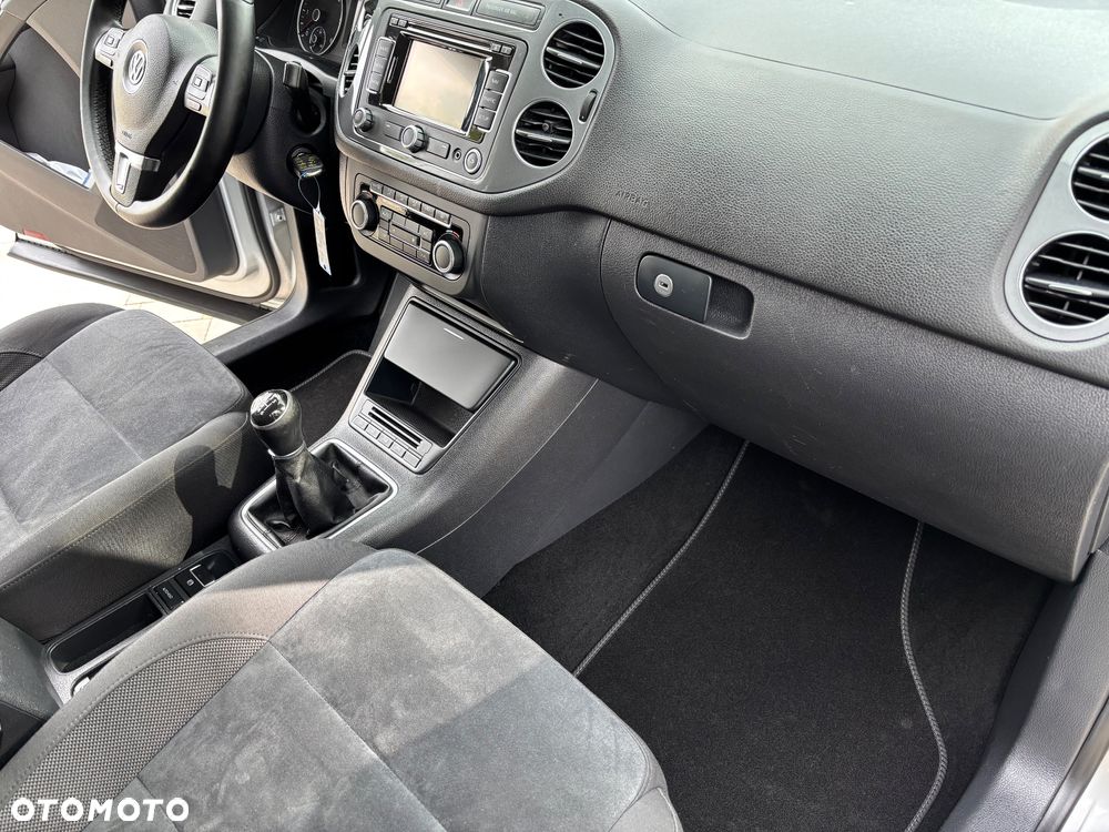 Volkswagen Tiguan 2.0 TDI DPF BlueMotion Technology Sport & Style - 28