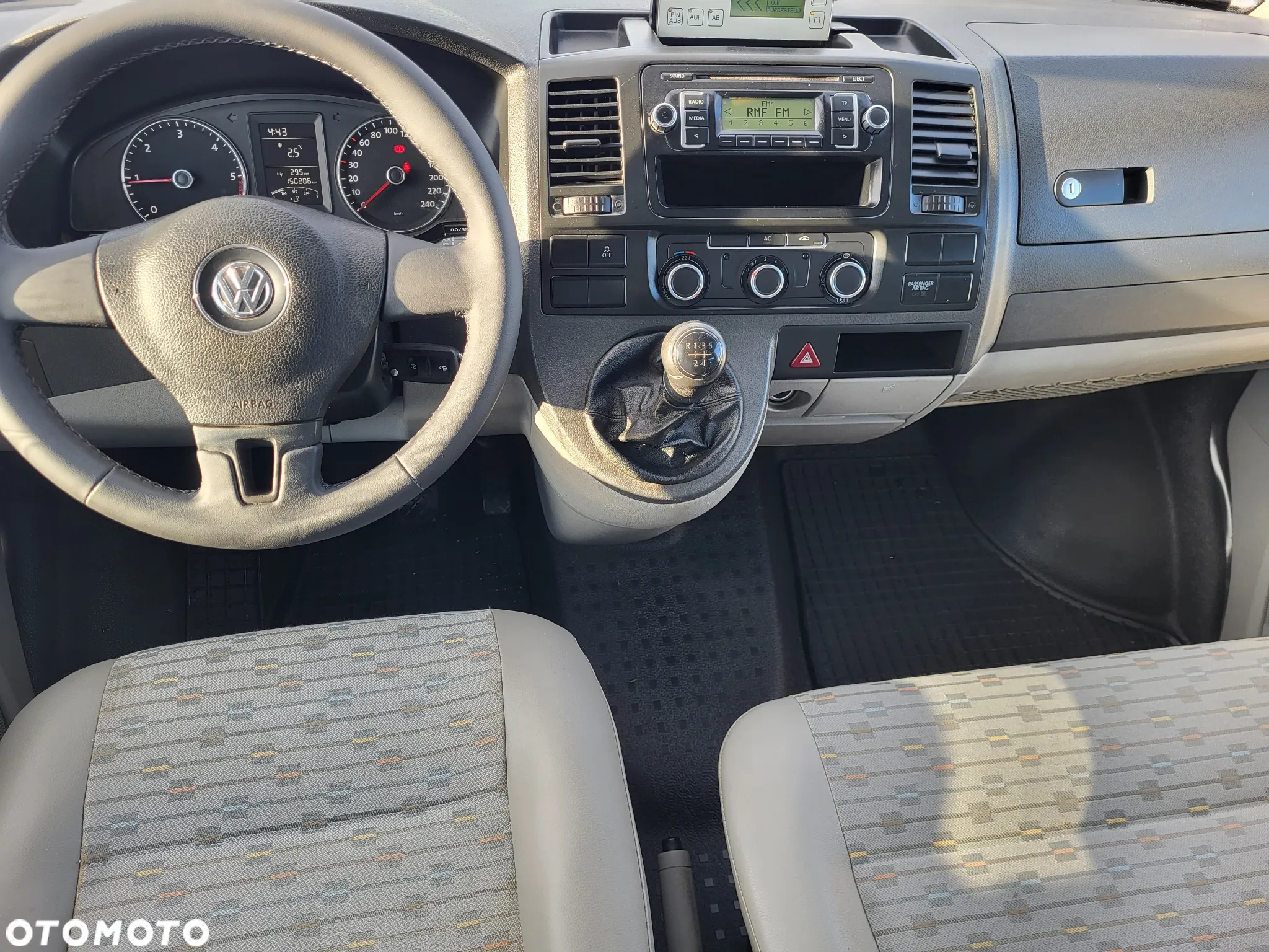 Volkswagen Transporter t5 lift doka super stan klima tablica świetlna - 19