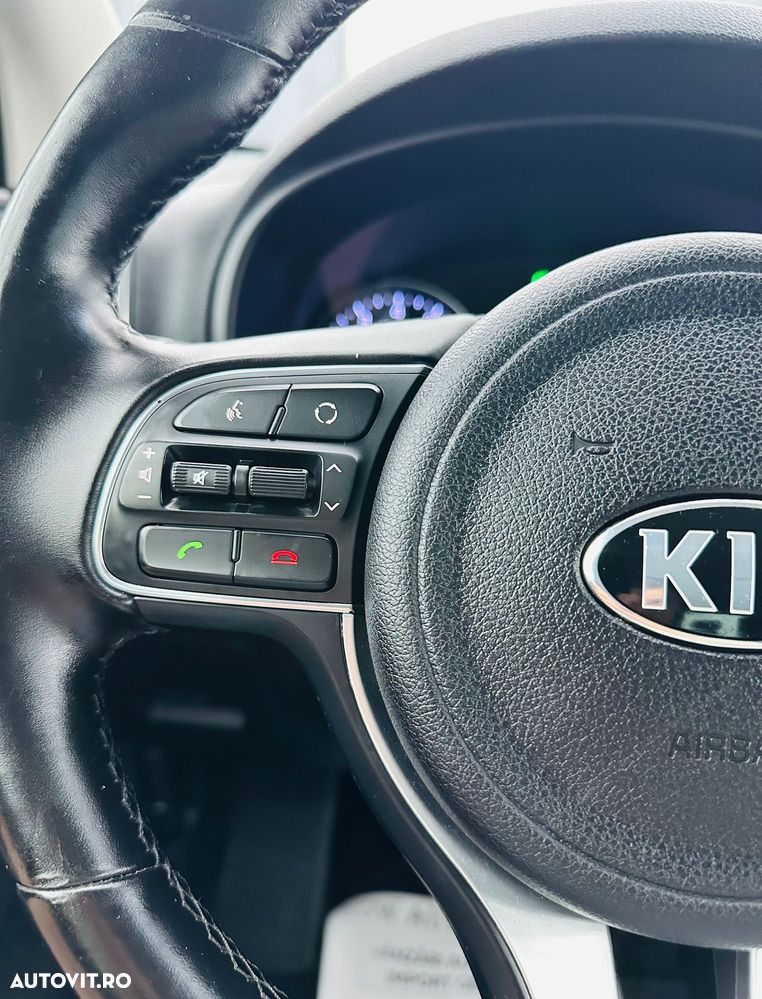 Kia Sportage 1.6 GDI 2WD Black Edition - 31