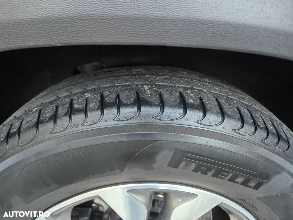 Mercedes-Benz GLC 220 d 4MATIC - 28