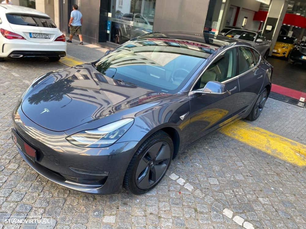 Tesla Model 3 Standard Range Plus RWD - 3