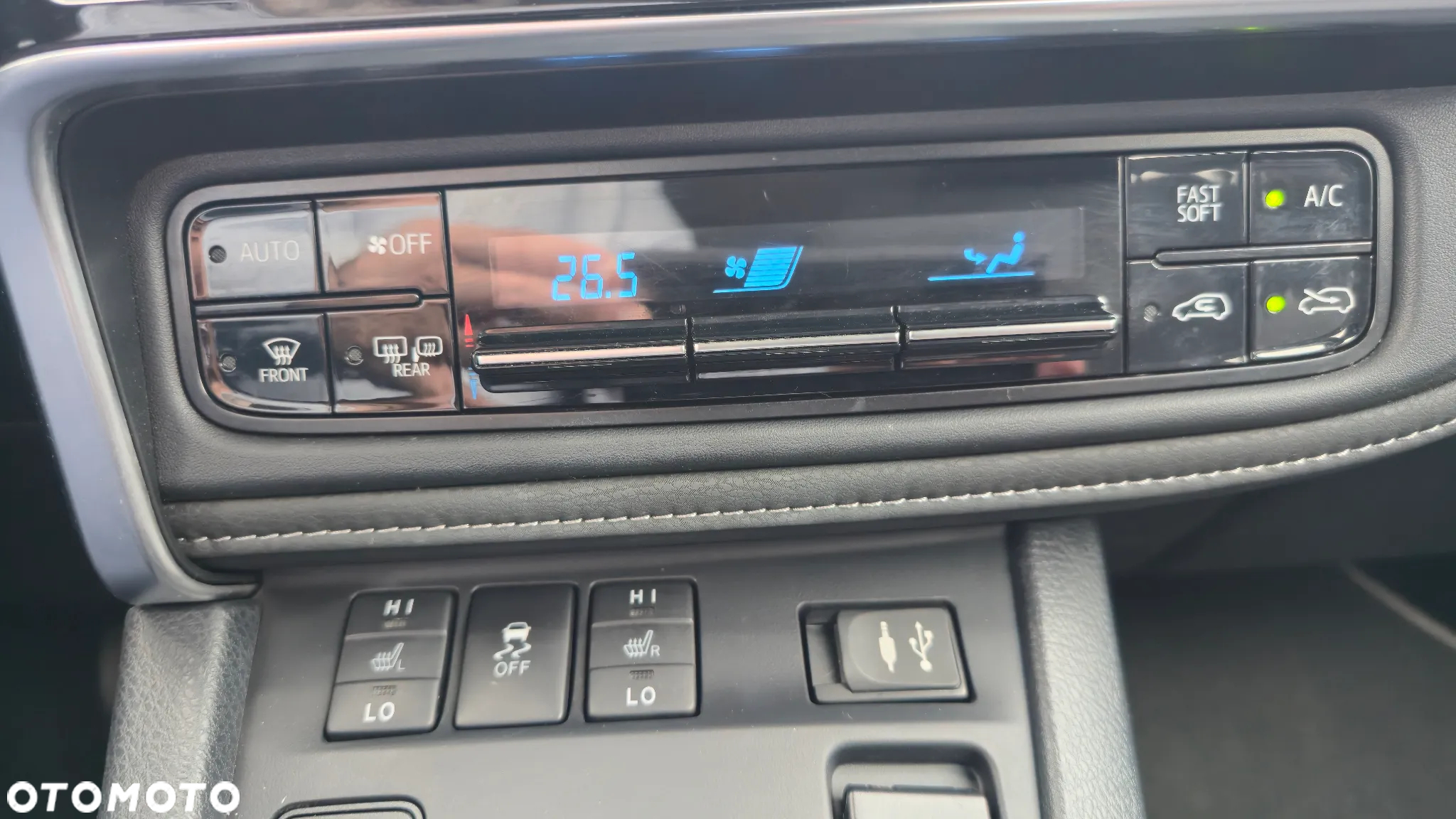 Toyota Auris - 19