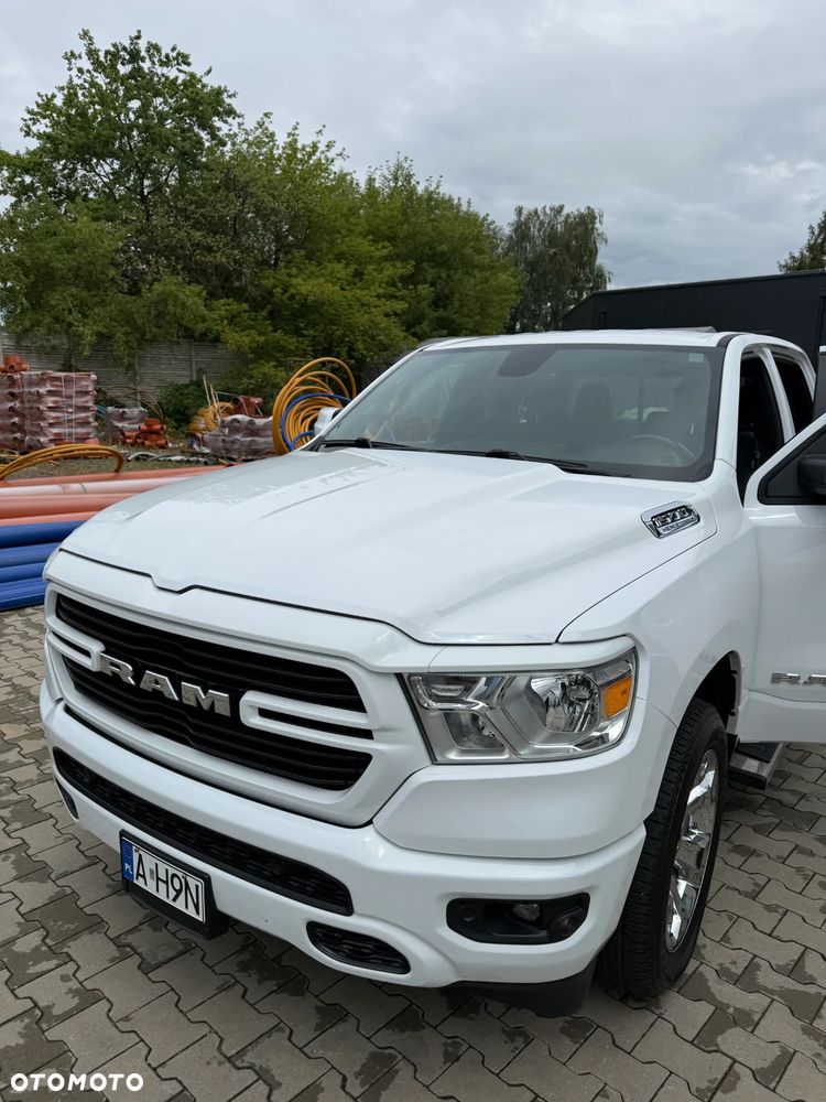 Dodge RAM - 1