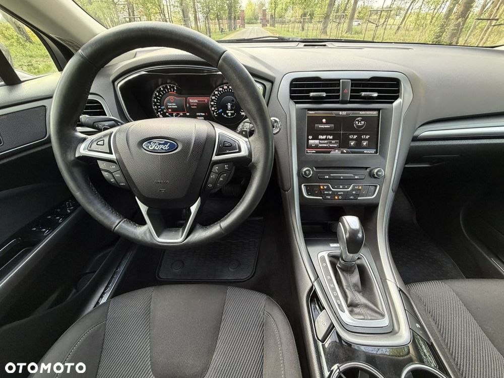 Ford Mondeo - 34