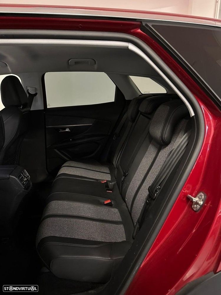 Peugeot 3008 1.2 PureTech Allure EAT6 - 11