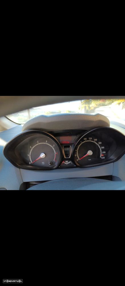 Ford Fiesta 1.25 Trend - 7