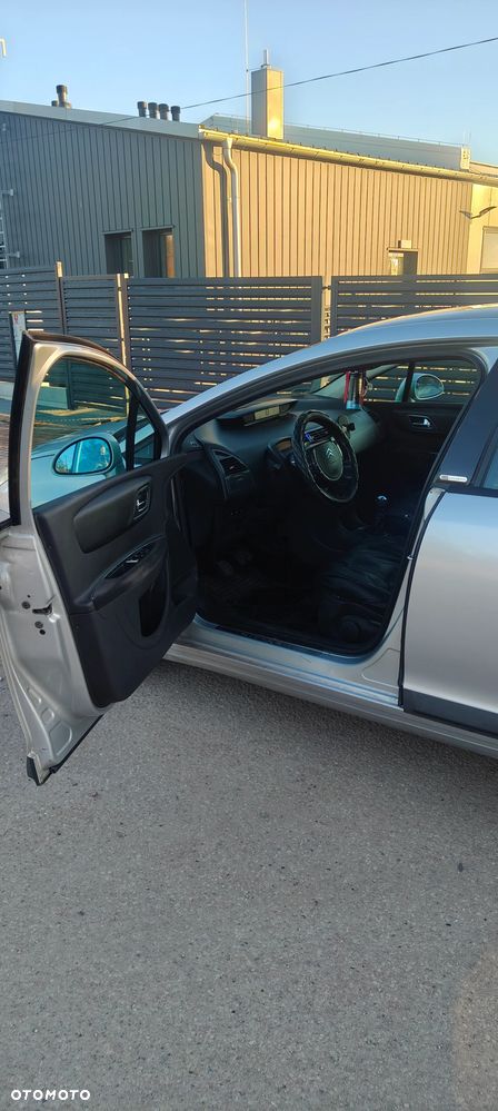 Citroën C4 2.0 HDi Exclusive - 9