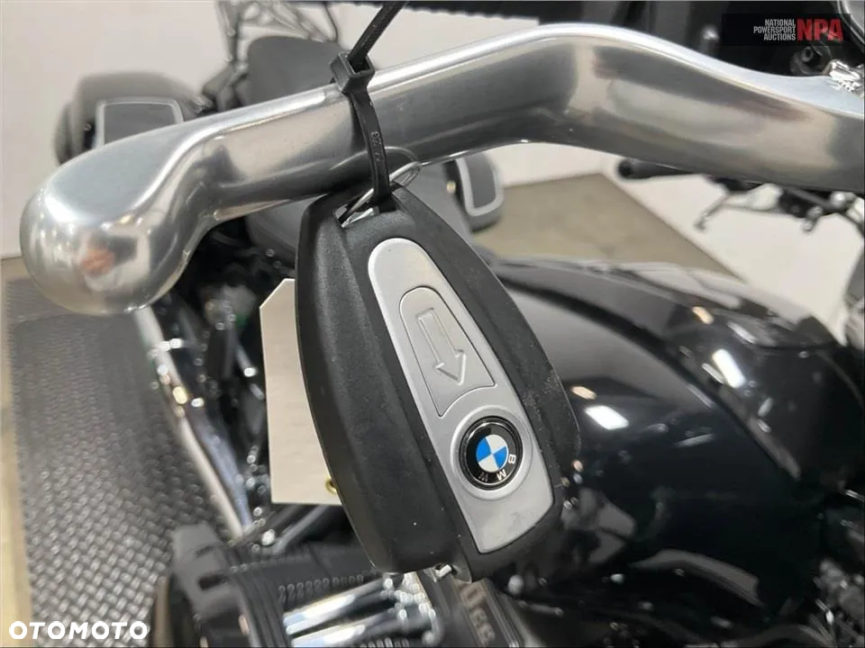 BMW R - 6