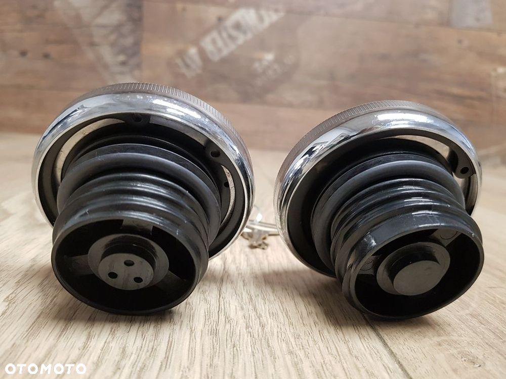 Korek wlewu lewy + prawy Harley Davidson Dyna Softail Road King - 3