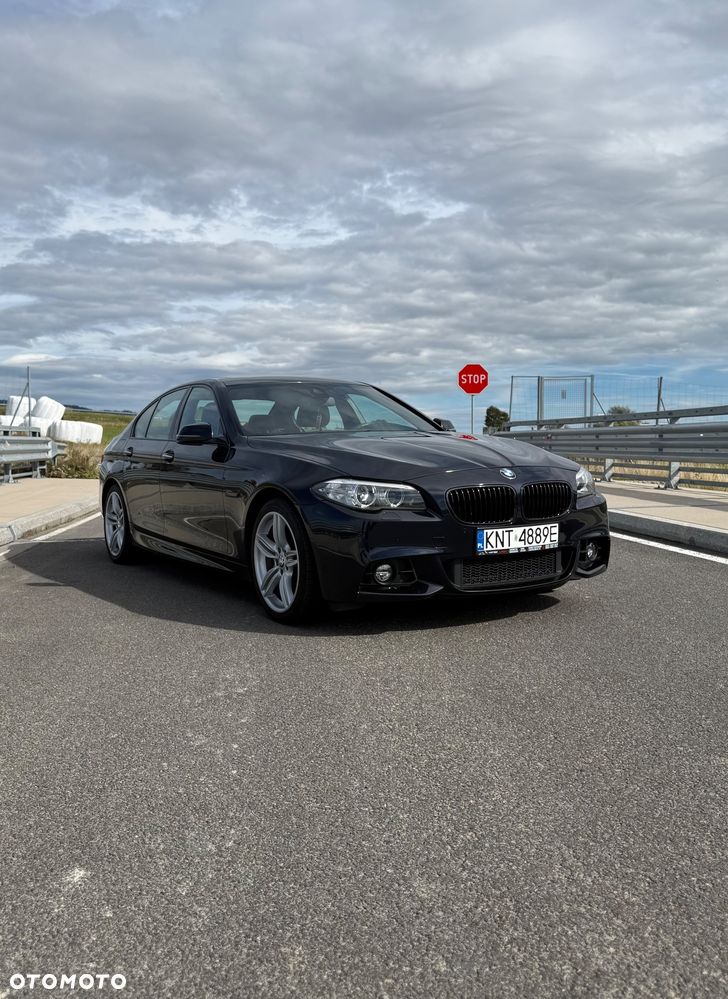BMW Seria 5 525d xDrive - 7